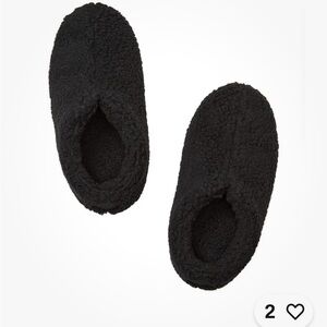 PINK Victoria's Secret Black Fuzzy Slippers